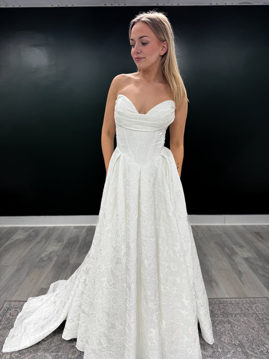 Vows Bridal and Formal Vows Bridal and Formal